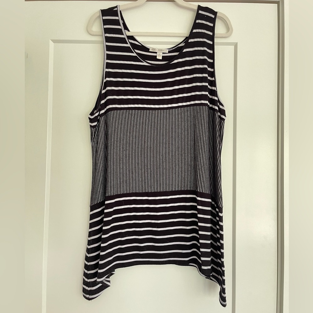Maria Gabrielle B&W Stripe Tunic Tank